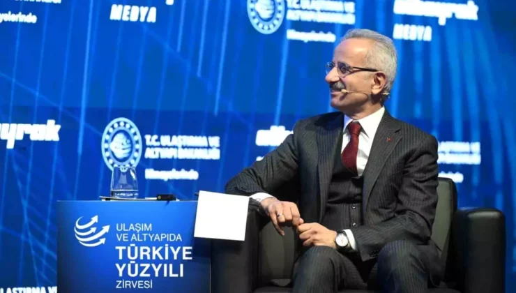 Ulaştırma ve Altyapı Bakanı Abdulkadir Uraloğlu: