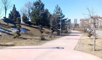 Ankara’da Motosiklet Kazası: Yaşlı Adam Ağır Yaralı