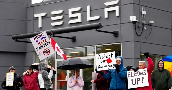 Ottawa blocks rebate payments to Tesla, bars it from future subsidies