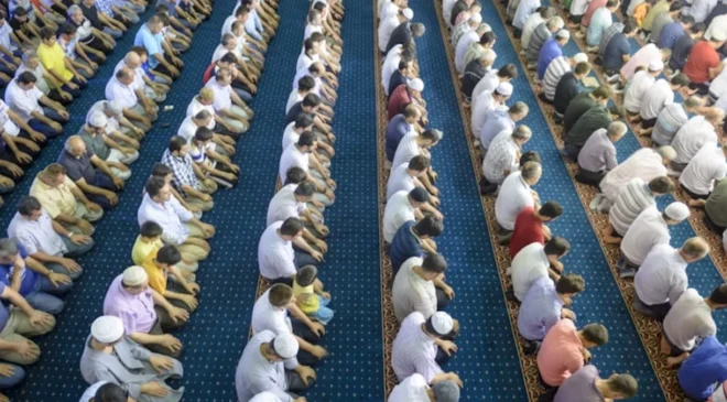 İl il bayram namazı saatleri… Bayram namazı saat kaçta kılınacak?