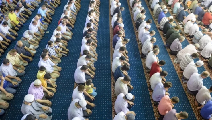İl il bayram namazı saatleri… Bayram namazı saat kaçta kılınacak?